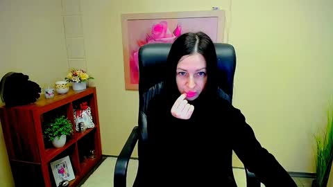 Luisa online show from February 7, 2025, 7:50 am