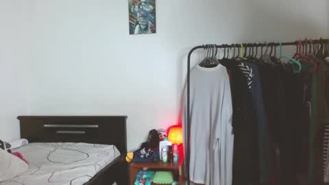 Snapshot of timmyhotmilk chatting on January 5, 2025, 1:15 pm timmy independent model help me reach 50 thumbs up pls online show from January 5, 2025, 1:15 pm