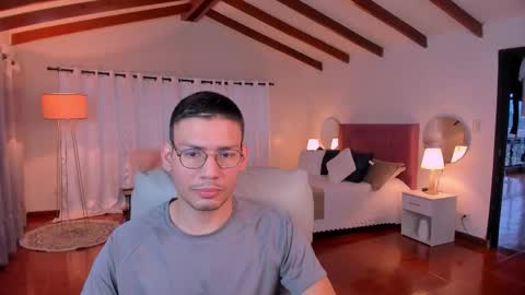 timi  jones online show from September 15, 2025, 11:10 am