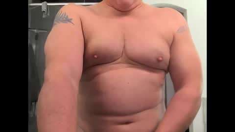 Snapshot of timrodd0071 chatting on October 14, 2025, 3:24 pm timrodd0071 online show from October 14, 2025, 3:24 pm