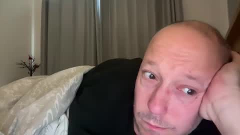 timtim19781978 online show from March 10, 2026, 7:57 am