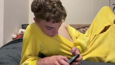 Wizard online show from February 14, 2025, 9:43 pm