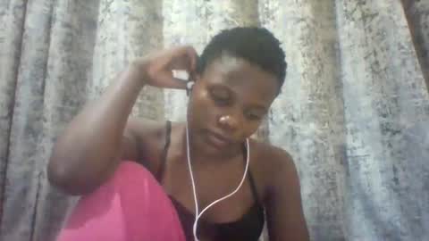 Snapshot of tina2030_1 chatting on June 10, 2026, 6:07 pm tee online show from June 10, 2026, 6:07 pm
