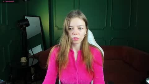 Snapshot of tina_tayllor__ chatting on February 1, 2026, 6:06 pm tina_tayllor__ online show from February 1, 2026, 6:06 pm