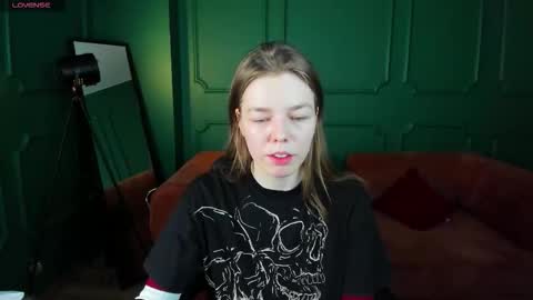 Snapshot of tina_tayllor__ chatting on February 24, 2026, 1:31 pm tina_tayllor__ online show from February 24, 2026, 1:31 pm