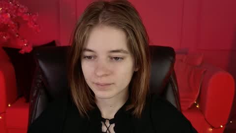 Snapshot of tinadavil chatting on December 9, 2024, 2:17 pm Tina Davil online show from December 9, 2024, 2:17 pm