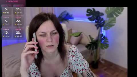 TinaMelt online show from October 5, 2025, 5:00 pm