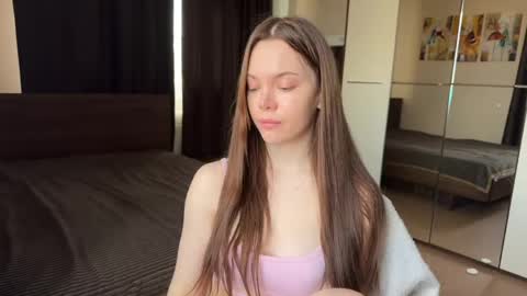 Snapshot of tinascarlet chatting on May 14, 2026, 8:10 am Tina online show from May 14, 2026, 8:10 am