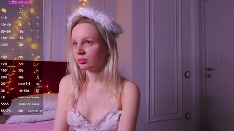 Snapshot of tinasiner chatting on December 29, 2024, 1:49 pm tinasiner online show from December 29, 2024, 1:49 pm