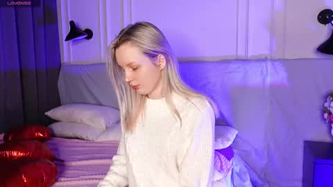 Snapshot of tinasiner chatting on February 12, 2025, 1:37 pm tinasiner online show from February 12, 2025, 1:37 pm