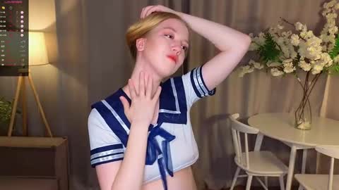 Snapshot of tinastevenson chatting on October 14, 2025, 9:26 pm Annie online show from October 14, 2025, 9:26 pm