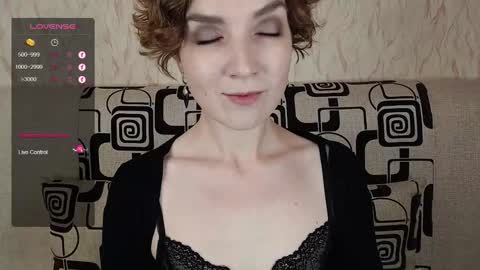 Snapshot of tinawincee chatting on September 14, 2025, 4:44 am Tina online show from September 14, 2025, 4:44 am
