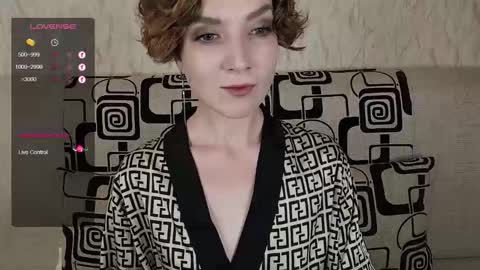 Snapshot of tinawincee chatting on October 24, 2025, 5:04 am Tina online show from October 24, 2025, 5:04 am