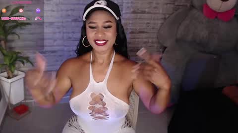 Snapshot of tinna__hottie chatting on October 2, 2025, 1:07 pm Tinna Goddess online show from October 2, 2025, 1:07 pm