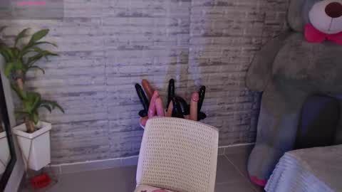 Snapshot of tinna__hottie chatting on October 16, 2025, 12:06 pm Tinna Goddess online show from October 16, 2025, 12:06 pm