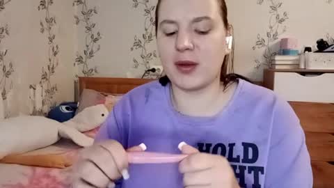 tiny_alkaid online show from April 5, 2026, 4:15 pm