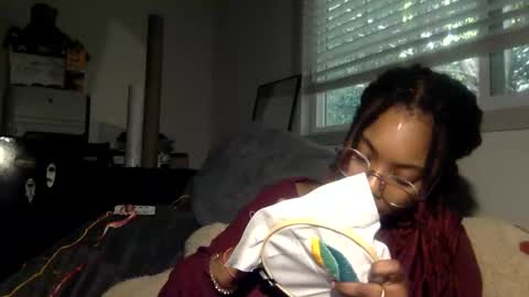 cupcake online show from October 19, 2025, 7:03 pm