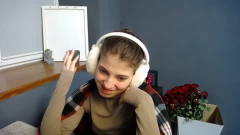 Snapshot of tiny_felicity chatting on February 22, 2025, 10:40 am Gloria online show from February 22, 2025, 10:40 am