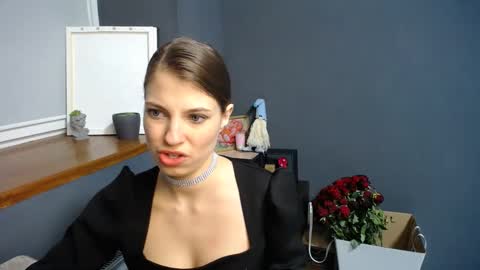 Snapshot of tiny_felicity chatting on February 26, 2025, 10:47 am Gloria online show from February 26, 2025, 10:47 am