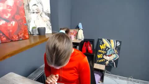 Snapshot of tiny_felicity chatting on September 13, 2025, 7:08 am Gloria online show from September 13, 2025, 7:08 am