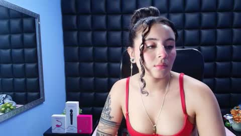 tiny online show from November 26, 2025, 3:40 am