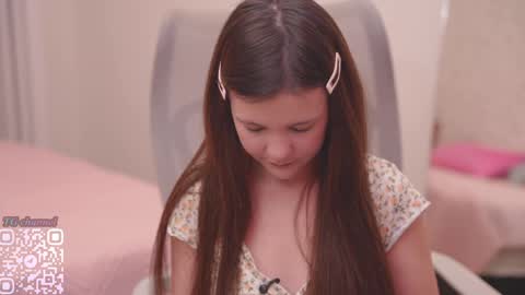 Snapshot of tiny_miracle chatting on April 16, 2026, 5:03 pm Lyssa online show from April 16, 2026, 5:03 pm