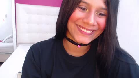 Snapshot of tiny_whore18 chatting on December 28, 2024, 7:11 pm tiny_whore18 online show from December 28, 2024, 7:11 pm