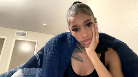 Snapshot of tinyafterdark chatting on March 6, 2026, 6:43 am tinyafterdark online show from March 6, 2026, 6:43 am