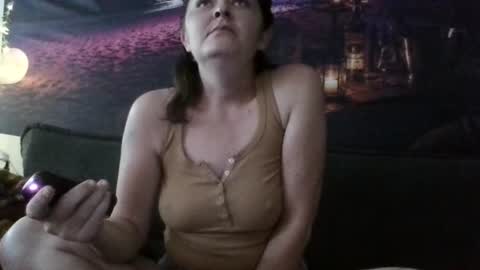 tinyassbossymilf online show from June 27, 2026, 5:07 pm