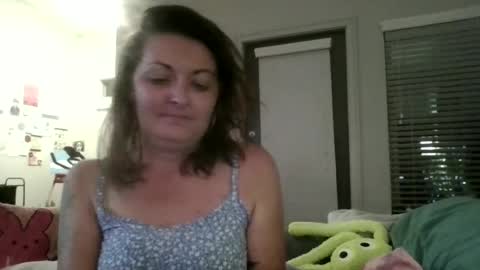 tinyassbossymilf online show from June 29, 2026, 7:47 am