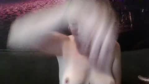 tinyassbossymilf online show from June 30, 2026, 10:55 pm