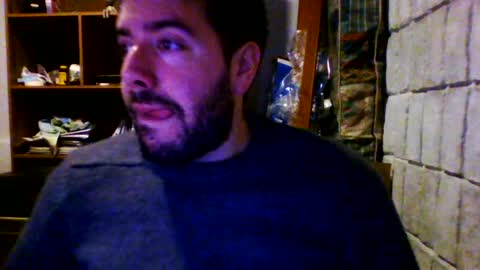 Snapshot of tinycock9393 chatting on July 14, 2026, 2:49 am Benja online show from July 14, 2026, 2:49 am