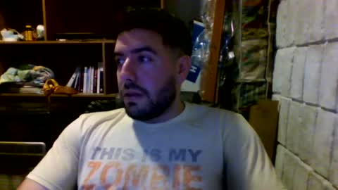 Snapshot of tinycock9393 chatting on July 17, 2026, 10:14 pm Benja online show from July 17, 2026, 10:14 pm