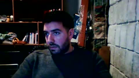 Snapshot of tinycock9393 chatting on July 22, 2026, 3:42 am Benja online show from July 22, 2026, 3:42 am