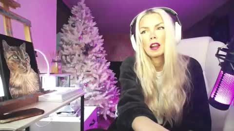 stage Kylie Sinner  brand CLITBAIT online show from January 14, 2026, 11:27 am