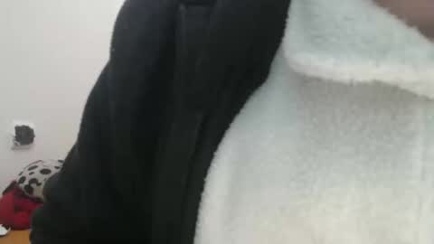 Snapshot of tinyslut66 chatting on March 26, 2026, 3:50 pm tinyslut66 online show from March 26, 2026, 3:50 pm