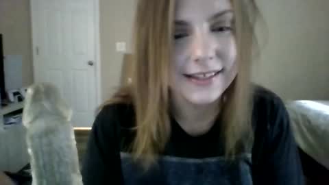tinywithtiddies online show from May 12, 2026, 1:41 pm
