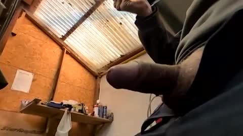 Snapshot of tirexx69 chatting on January 6, 2026, 9:57 am tirexx69 online show from January 6, 2026, 9:57 am