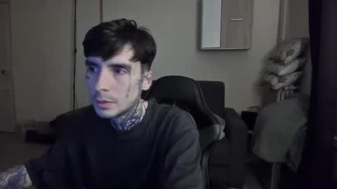 Snapshot of tiswillfuckup chatting on January 12, 2026, 12:27 am tiswillfuckup online show from January 12, 2026, 12:27 am