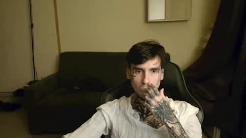 Snapshot of tiswillfuckup chatting on January 14, 2026, 2:06 am tiswillfuckup online show from January 14, 2026, 2:06 am