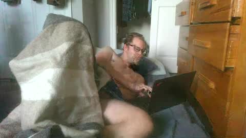 Snapshot of titlovercums chatting on June 23, 2026, 10:35 am titlovercums online show from June 23, 2026, 10:35 am