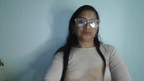 Snapshot of titssmall123 chatting on December 9, 2024, 12:34 am Ester online show from December 9, 2024, 12:34 am