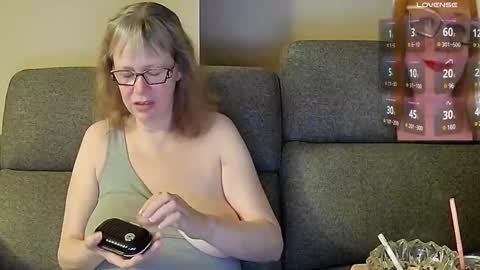 Snapshot of tittylandqc chatting on February 10, 2025, 1:57 am tittylandqc online show from February 10, 2025, 1:57 am