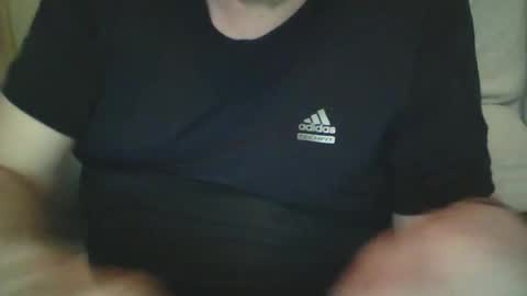 Snapshot of tittyloverr69 chatting on January 17, 2026, 9:58 am tittyloverr69 online show from January 17, 2026, 9:58 am