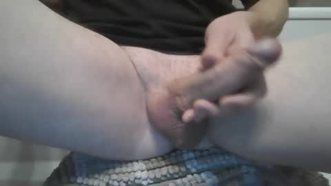 Snapshot of tittyzandbeer chatting on December 4, 2025, 10:13 am tittyzandbeer online show from December 4, 2025, 10:13 am