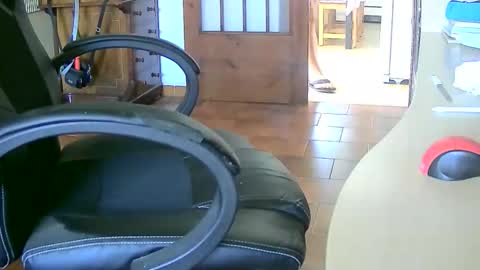 Tobiko online show from September 13, 2025, 1:11 pm