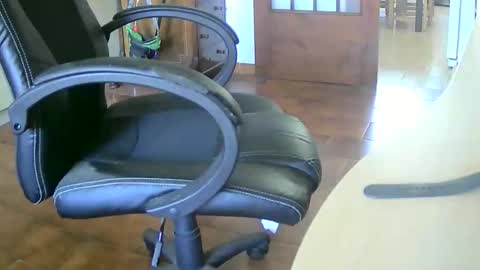 Tobiko online show from September 22, 2025, 12:18 pm