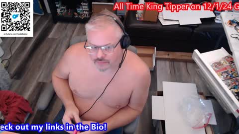 Snapshot of toddbator chatting on December 3, 2024, 9:34 pm Todd Bator online show from December 3, 2024, 9:34 pm