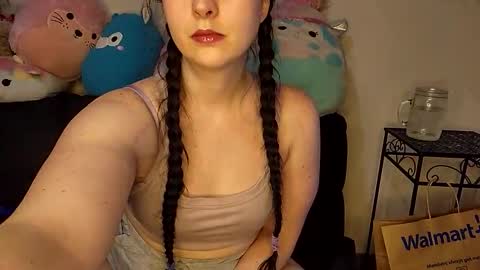 toddharley29 online show from November 10, 2025, 3:05 am