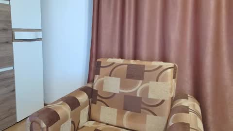 todhorny987 online show from February 12, 2026, 5:35 am